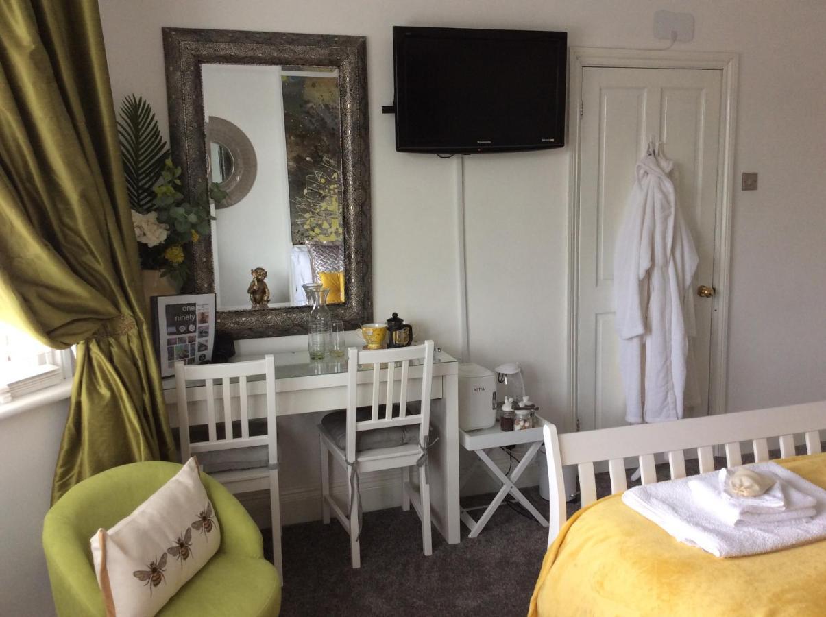 One Ninety Boutique Accommodation Burnham-on-Sea Exterior foto
